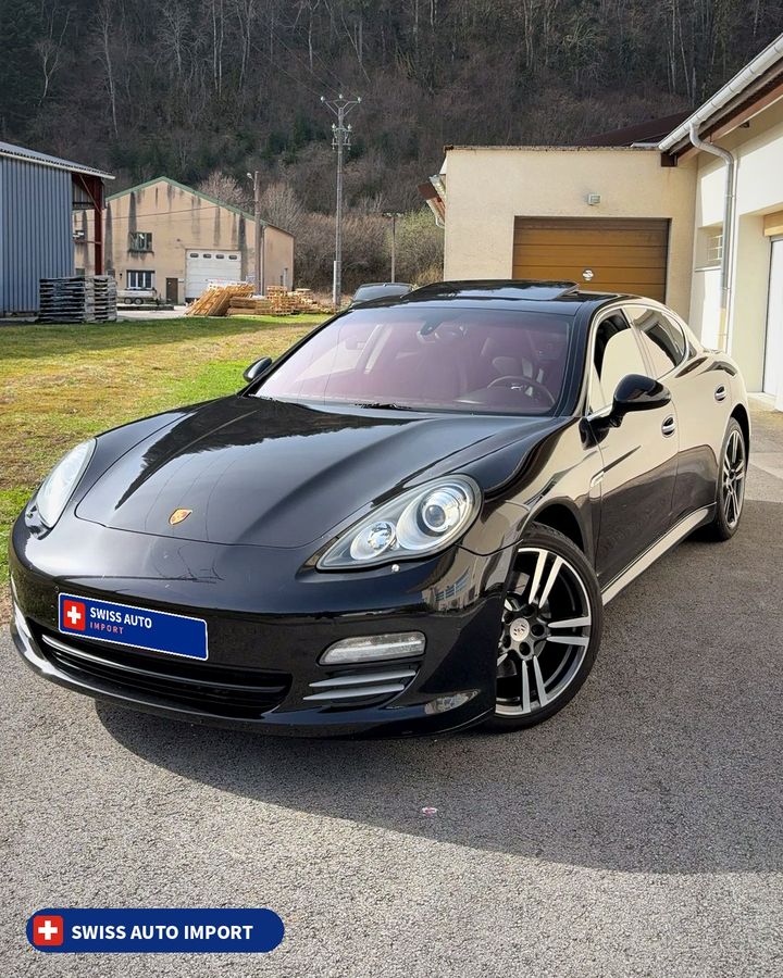 Porsche Panamera noire importée de Suisse
